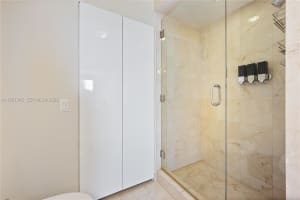 MLS# A11961345, Miami Beach, Florida 33141