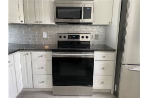 805 Cypress Blvd 205 Pompano Beach, FL 33069 - MLS#A11961358