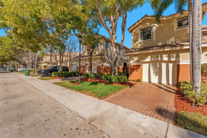 3815 Tree Top Dr Weston, FL 33332 - MLS#A11961371