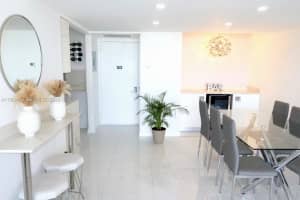 20301 W Country Club Dr 1422 Aventura, FL 33180 - MLS#A11961426