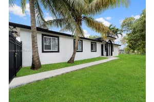 26650 Sw 138th Ct 26652 Homestead, FL 33032 - MLS#A11961475