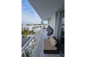 6900 Bay Dr 8j Miami Beach, FL 33141 - MLS#A11961502