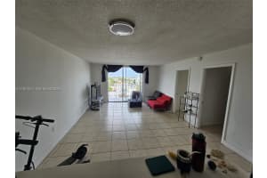 6900 Bay Dr APT 8J, Miami Beach, FL 33141, - MLS#A11961503