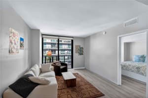 45 Sw 9th St 3807 Miami, FL 33130 - MLS#A11961505