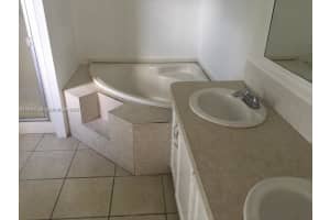 19800 Sw 180th Miami, FL 33187 - MLS#A11961536