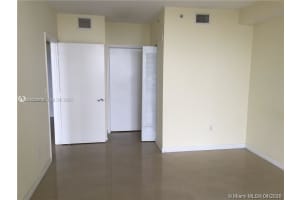 1 Glen Royal Pkwy 1404 Miami, FL 33125 - MLS#A11961549