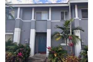 5457 Sw 41st St 5457 Pembroke Park, FL 33023 - MLS#A11961558