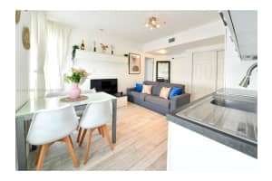 811 Jefferson Ave 204 Miami Beach, FL 33139 - MLS#A11961559