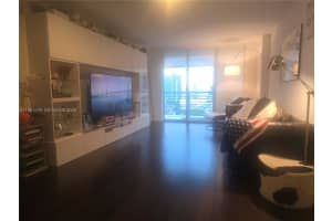 335 S Biscayne Blvd 3400 Miami, FL 33131 - MLS#A11961579