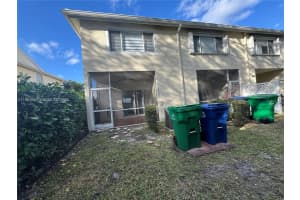 9962 Nw 56th Pl 9962 Coral Springs, FL 33076 - MLS#A11961580