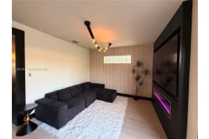 920 Sw 50th Ave Plantation, FL 33317 - MLS#A11961587