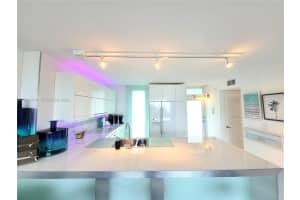 1670 Lincoln Ct 3b Miami Beach, FL 33139 - MLS#A11961610