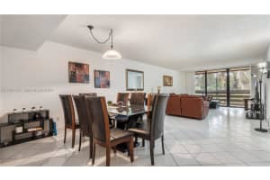 141 Sw 96th Ter 204 Plantation, FL 33324 - MLS#A11961611