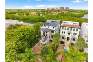 5860 Paradise Point Dr Palmetto Bay, FL 33157 - MLS#A11961653