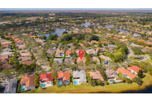 2621 Oakbrook Ln Weston, FL 33332 - MLS#A11961654