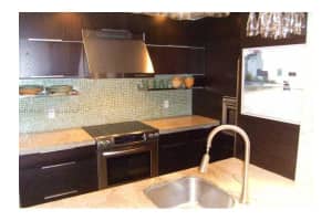 2642 Nw 33rd St 1905, Oakland Park