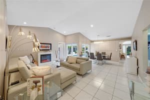 16322 Sw 76th St Miami, FL 33193 - MLS#A11961663