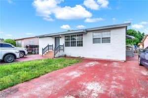 951 W 30th St, Hialeah