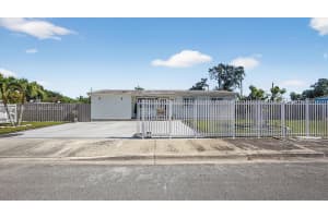 22301 Sw 117th Pl Miami, FL 33170 - MLS#A11961698