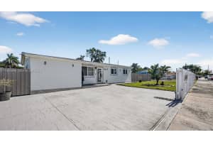 22301 Sw 117th Pl Miami, FL 33170 - MLS#A11961698