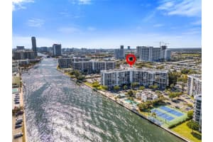 800 Parkview Dr 729 Hallandale Beach, FL 33009 - MLS#A11961701