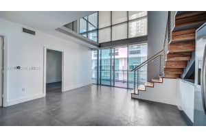 90 Sw 3rd St Th706 Miami, FL 33130 - MLS#A11961714