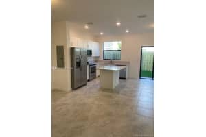 388 Ne 208th Ter Miami, FL 33179 - MLS#A11961736