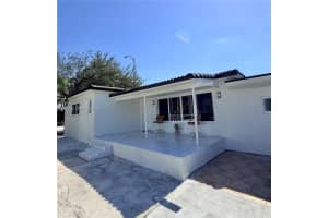 598 E 41st St, Hialeah