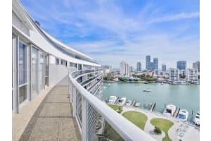 900 Bay Dr 1012 Miami Beach, FL 33141 - MLS#A11961768