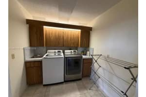 1717 Whitehall Dr 401 Davie, FL 33324 - MLS#A11961770