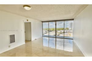 7601 E Treasure Dr 801 North Bay Village, FL 33141 - MLS#A11961773