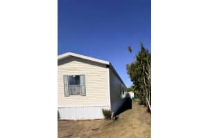 411 Sw 131 Ave Davie, FL 33325 - MLS#A11961775