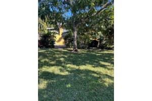 550 Forrest Dr Miami Springs, FL 33166 - MLS#A11961792