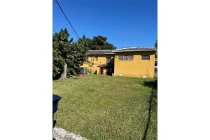 550 Forrest Dr Miami Springs, FL 33166 - MLS#A11961792