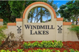 8630 Sw 3rd St 203, Pembroke Pines