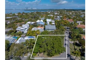 301 Redwood Ln Key Biscayne, FL 33149 - MLS#A11961951