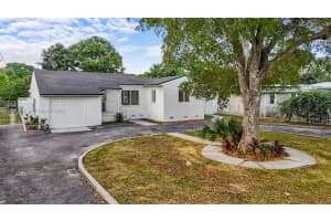 201 S Biscayne River Dr, Miami