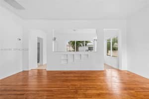 201 S Biscayne River Dr Miami, FL 33169 - MLS#A11961956