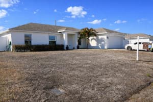 4616 Sw Nackman Ter Port Saint Lucie, FL 34953 - MLS#A11961960