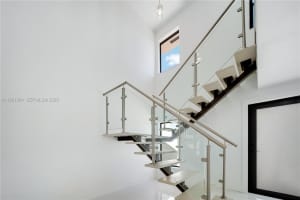 1406 104th Ct , Miami, FL 33174 Sold 06/12/26