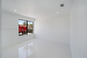 1406 104th Ct , Miami, FL 33174 Sold 06/12/26