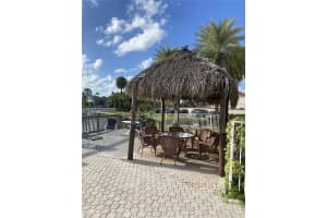 2001 Atlantic Shores Blvd 409 Hallandale Beach, FL 33009 - MLS#A11961978