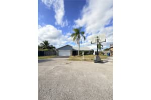 9425 Nw 46th St Sunrise, FL 33351 - MLS#A11961986