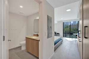 121 Ne 5th Street 401b Miami, FL 33132 - MLS#A11961990