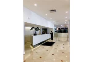 100 Lincoln Rd 303, Miami Beach