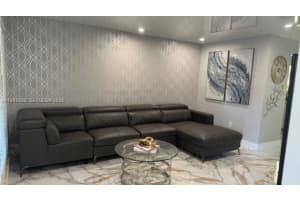 4440 Ne 17th Ave Oakland Park, FL 33334 - MLS#A11962032