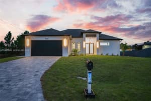 1138 Garibaldi St Lehigh Acres, FL 33974 - MLS#A11962045