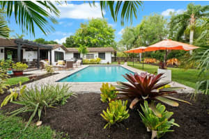 17605 Sw 86th Ave Palmetto Bay, FL 33157 - MLS#A11962052