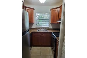 1300 Moffett St 109 Hallandale Beach, FL 33009 - MLS#A11962067