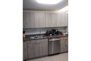 4172 Inverrary Dr 310, Lauderhill